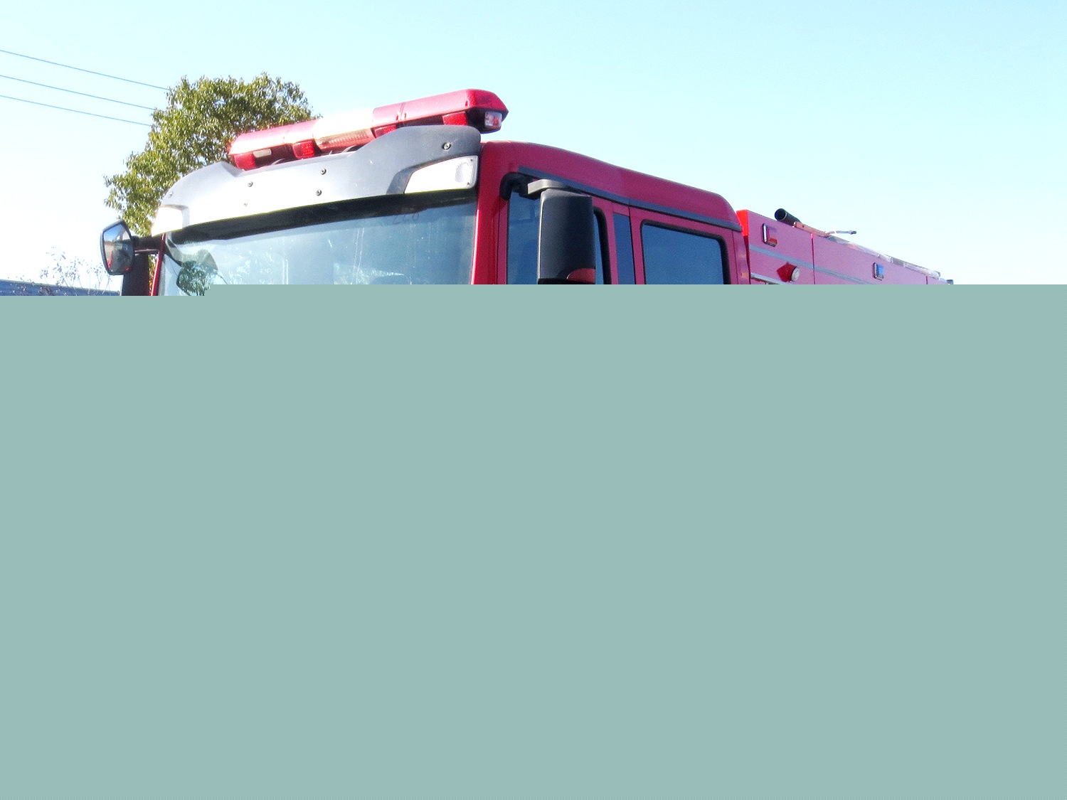 國六重汽T5G8立方泡沫消防車